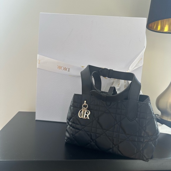 Dior Black Small Toujours Bag - Picture 5 of 13